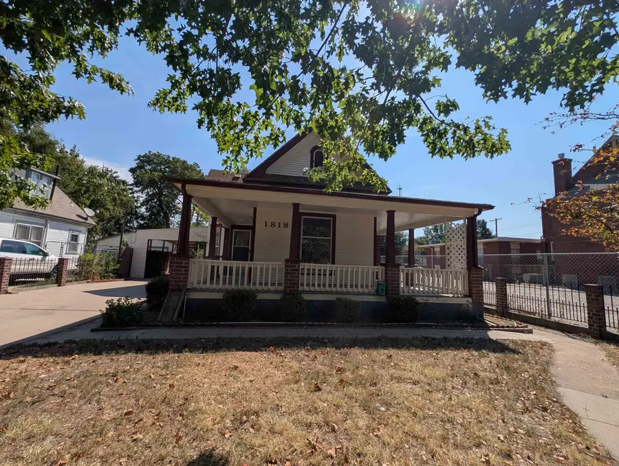 1818 N Park Pl, Wichita, KS 67203 - #3