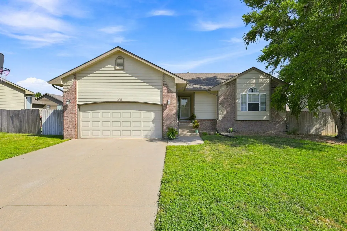 200 E Stone Path, Derby, KS 67037 - #1