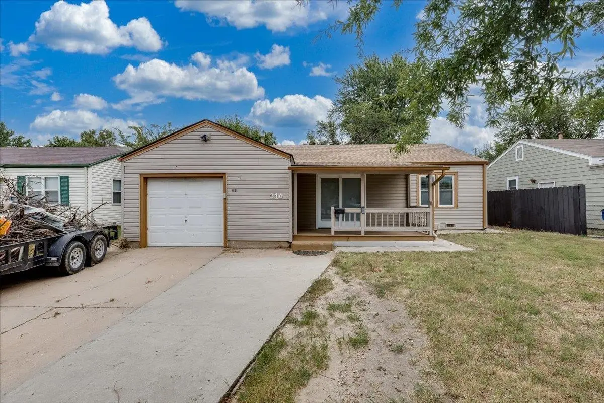 314 W Carlyle St, Wichita, KS 67217 - #1