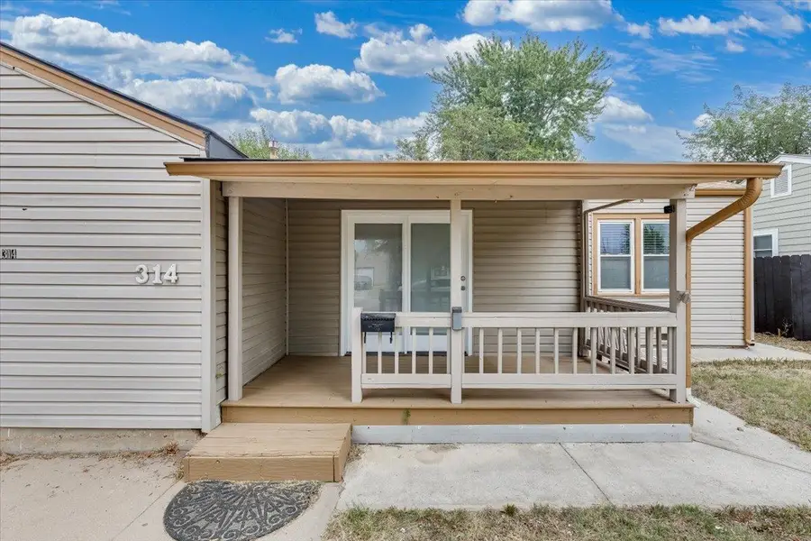 314 W Carlyle St, Wichita, KS 67217 - #3