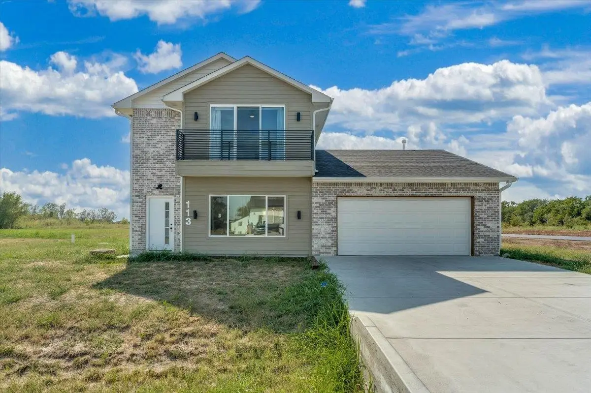 113 S Sycamore, Valley Center, KS 67147 - #1