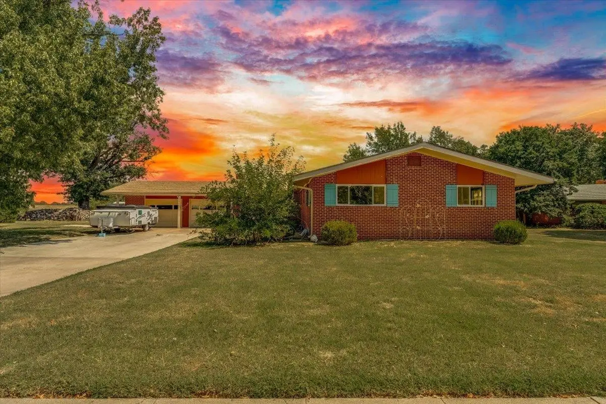 1610 W 34th St N, Wichita, KS 67204 - #1