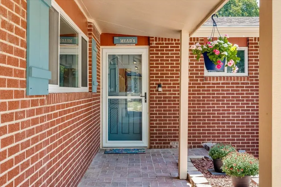 1610 W 34th St N, Wichita, KS 67204 - #3