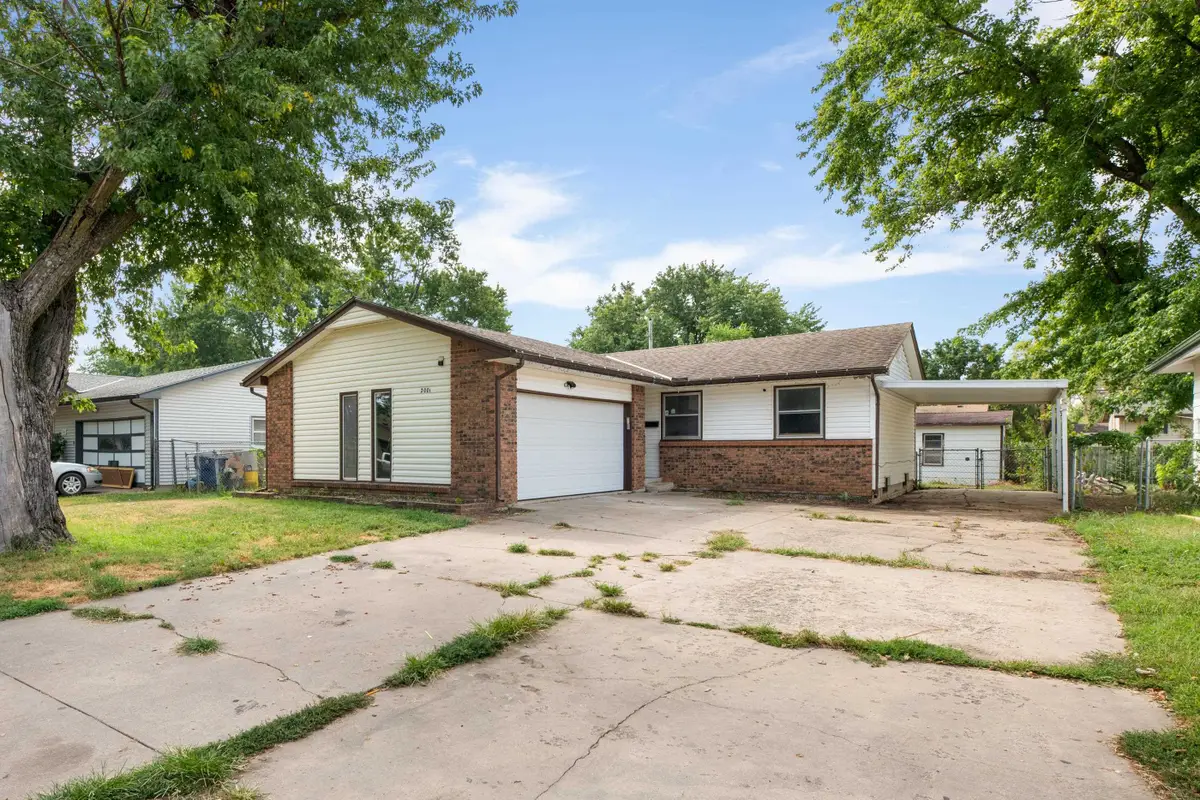 2001 E Idlewild Dr, Wichita, KS 67216 - #1
