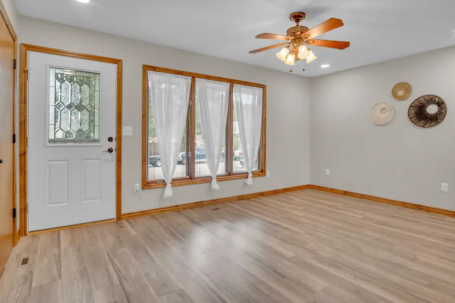 600 W 13th St, Newton, KS 67114 - #3