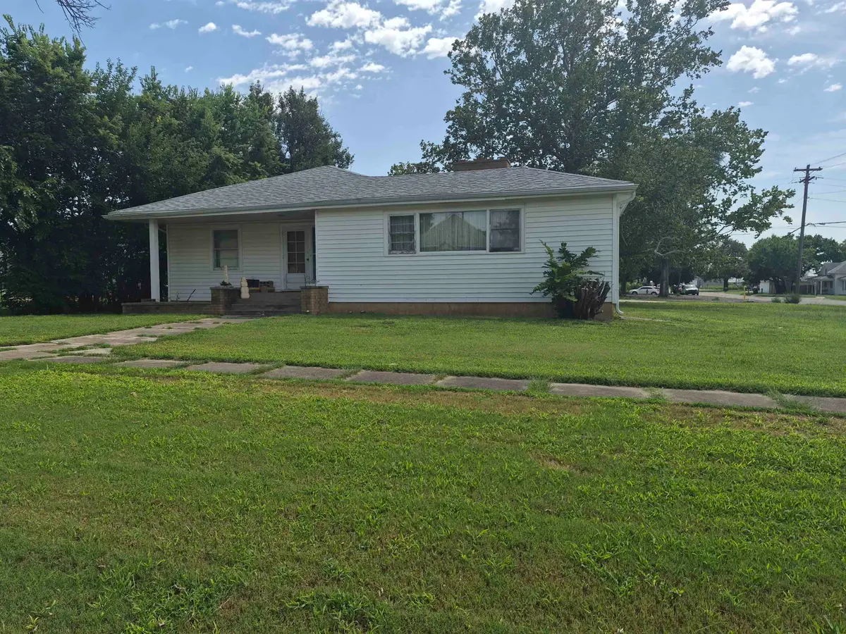 205 E Lost St., Lincoln, KS 67455 - #1
