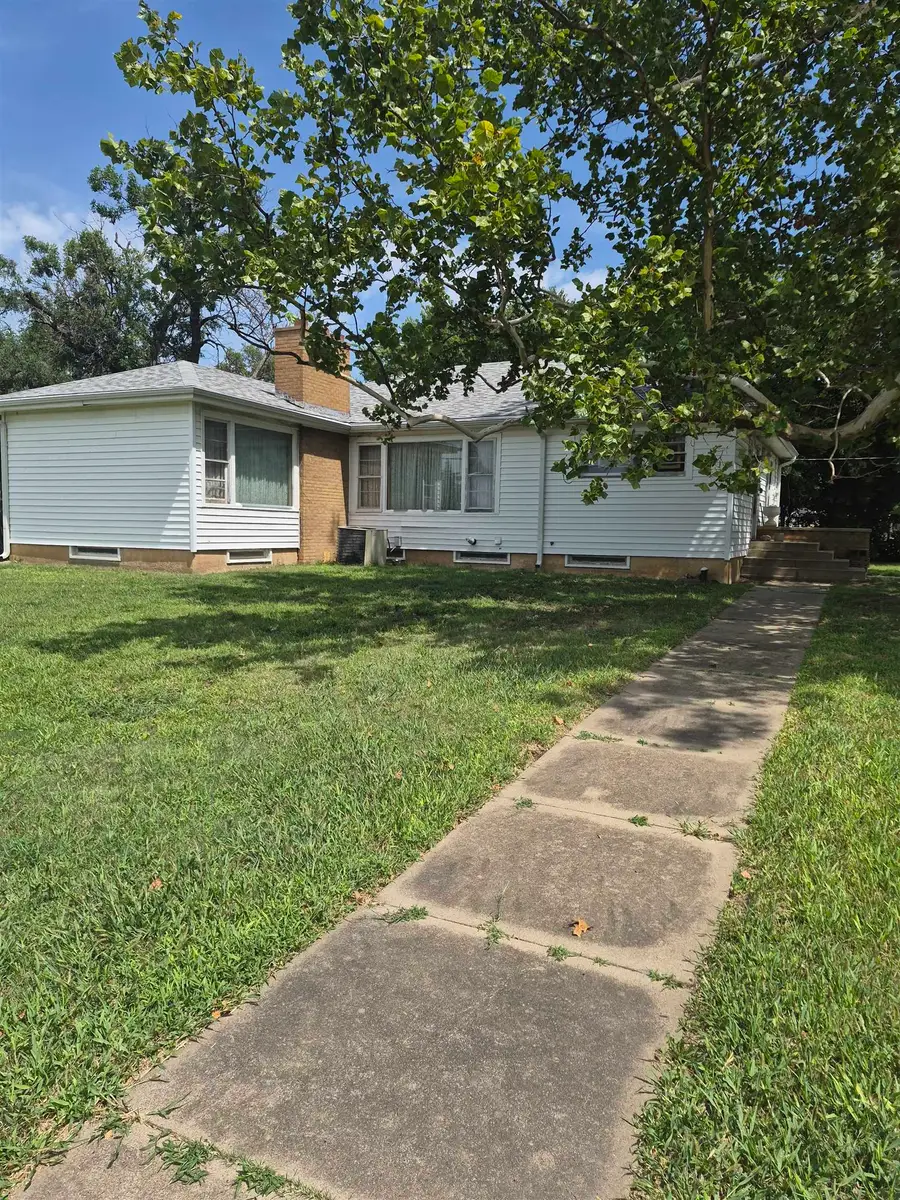 205 E Lost St., Lincoln, KS 67455 - #2