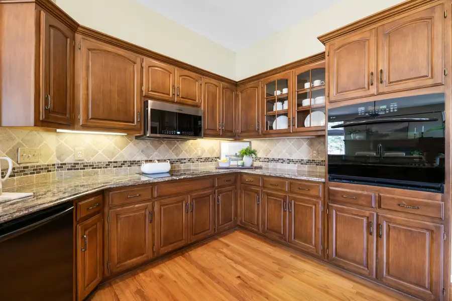 12206 E Killenwood Dr, Wichita, KS 67206 - #2