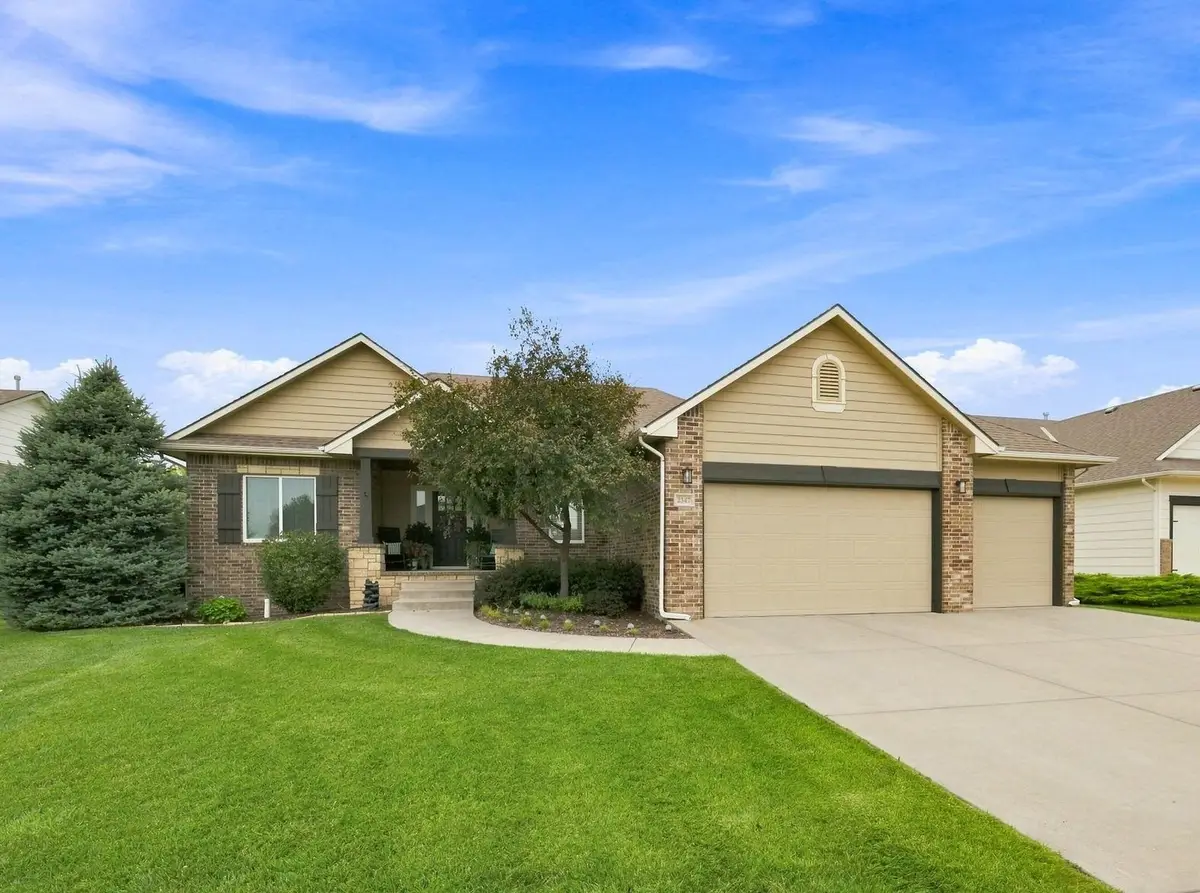 2347 N Silverdale St, Andover, KS 67002 - #1