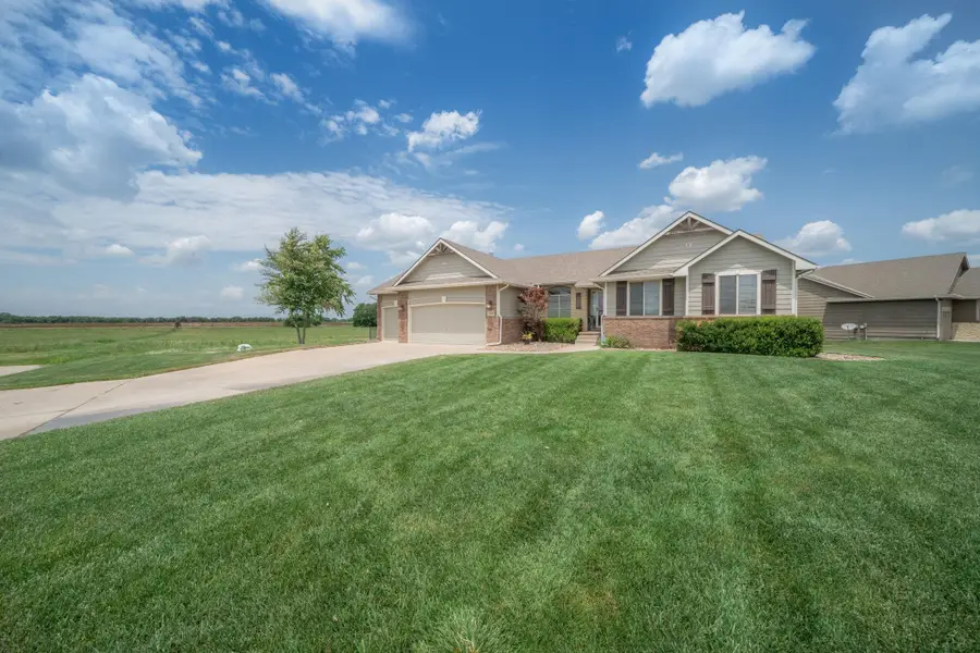 1245 N Countrywalk St, Rose Hill, KS 67133 - #2