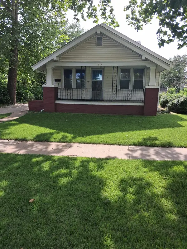 225 N St. Clair Ave., Wichita, KS 67203