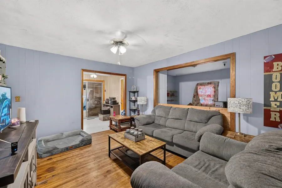 243 Western Ave, Haysville, KS 67060 - #3