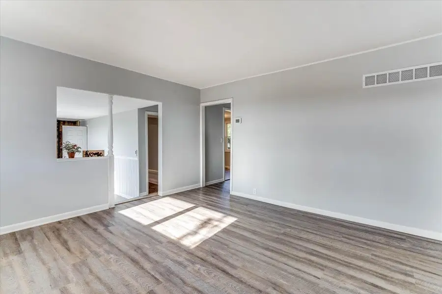 2302 S Anderson, Newton, KS 67114 - #3