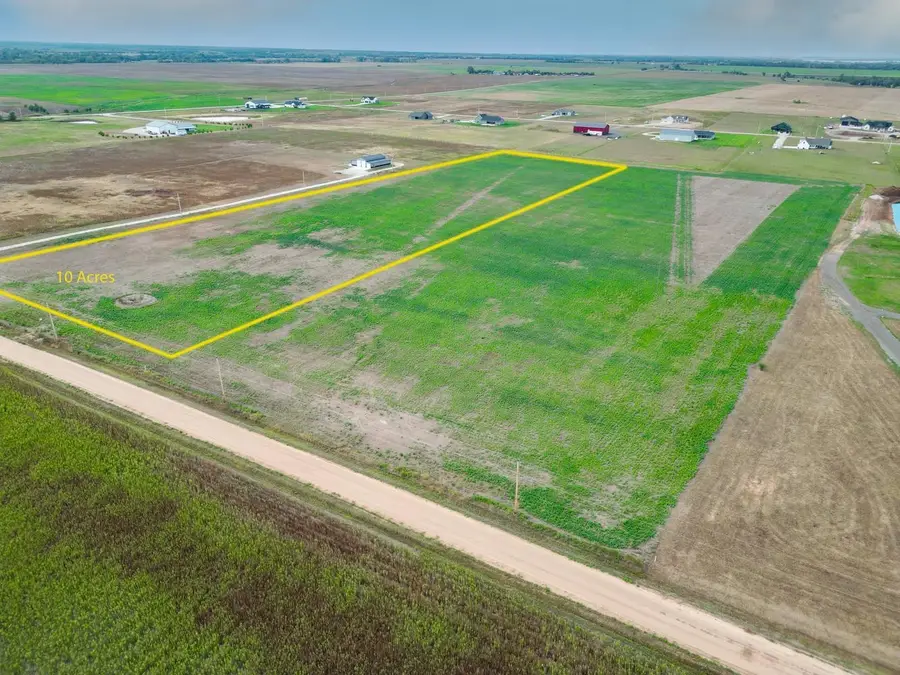 16366 E Bluff St., Cheney, KS 67025 - #3
