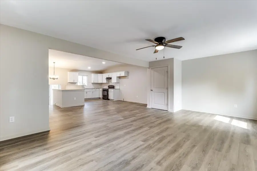 556 N Colby, Valley Center, KS 67147 - #3