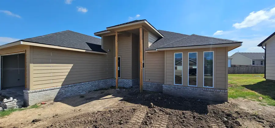 728 N Red Bud Ave., Valley Center, KS 67147 - #3