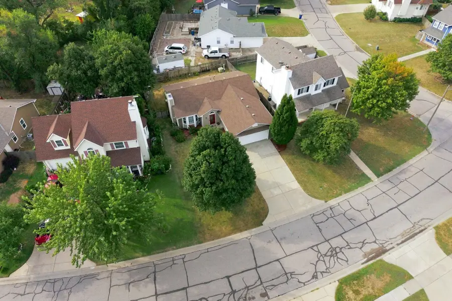 9415 E Carson St, Wichita, KS 67210 - #3