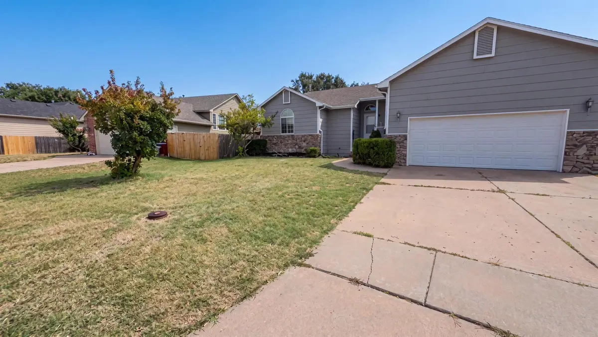6505 E 44th St N, Bel Aire, KS 67226-1483 - #1