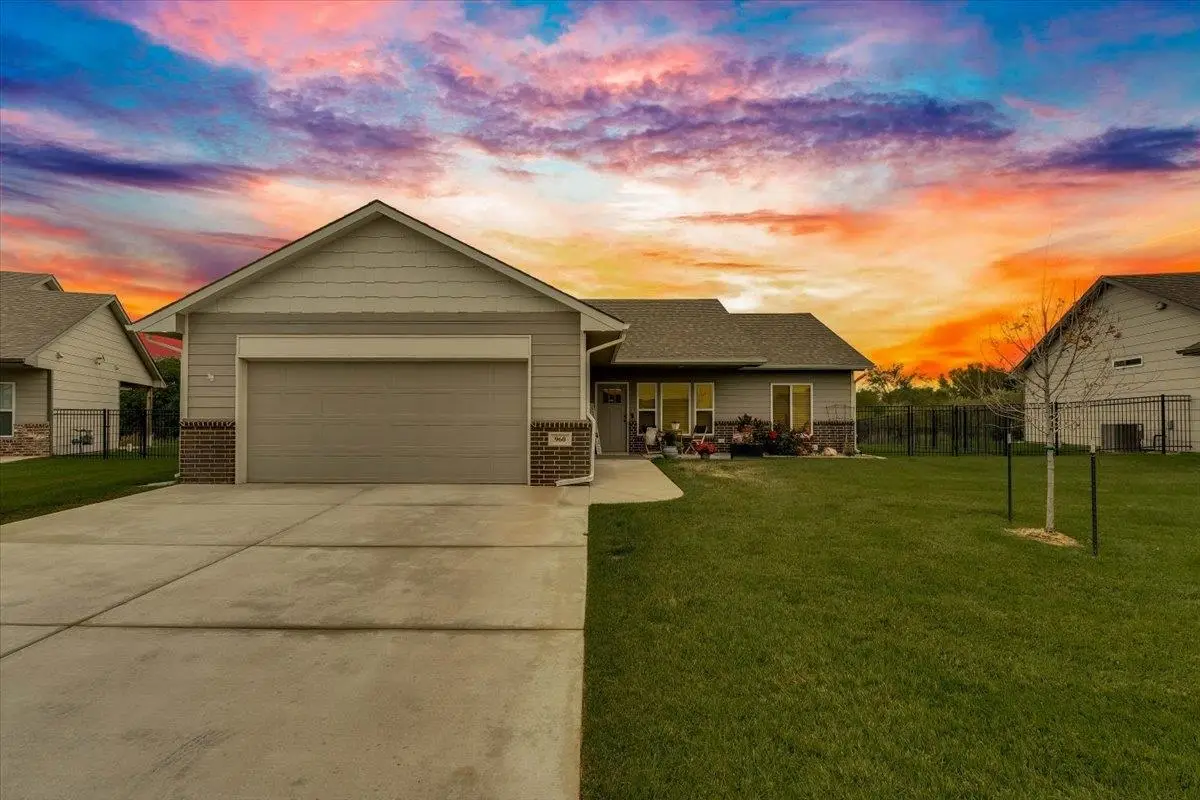 960 N Clover, Goddard, KS 67052 - #1
