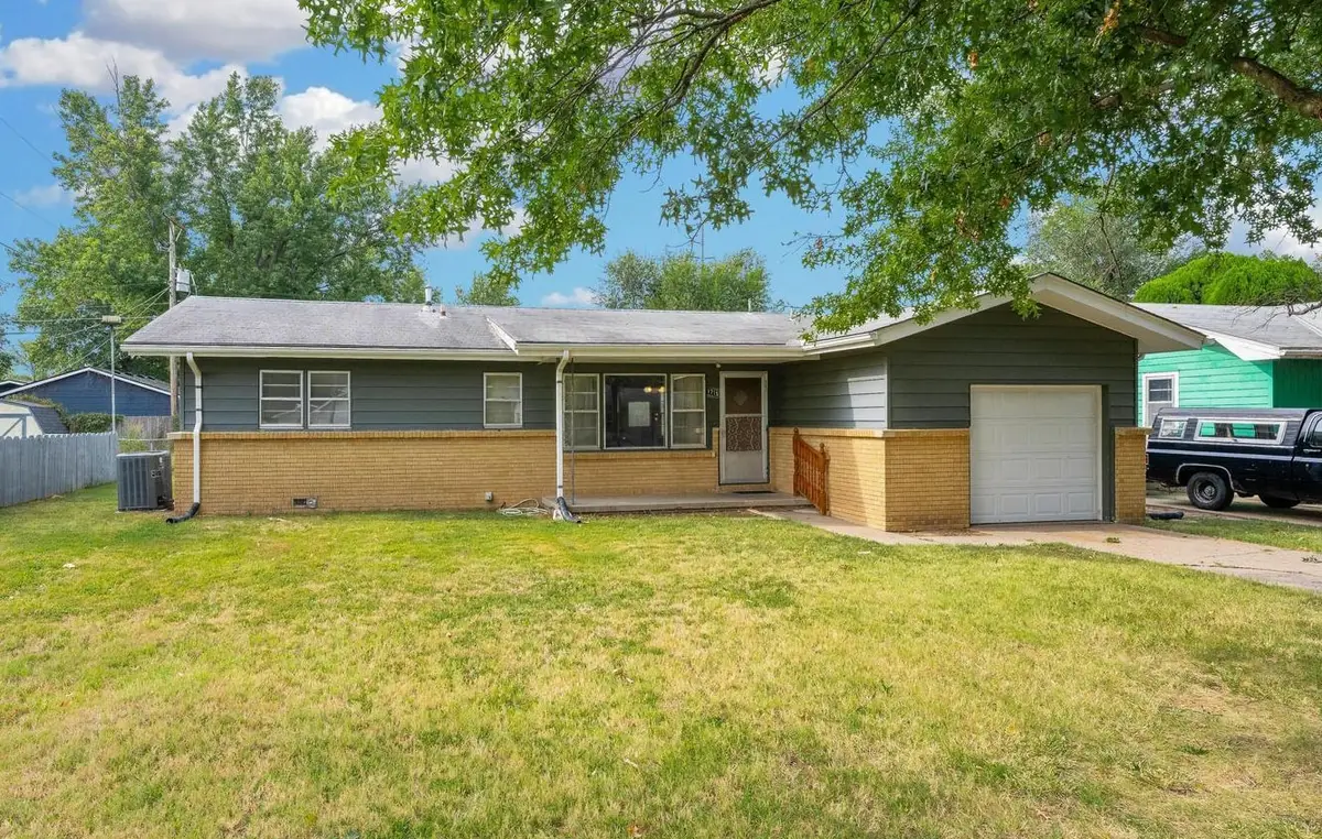 1715 E Mona Ln, Wichita, KS 67216 - #1