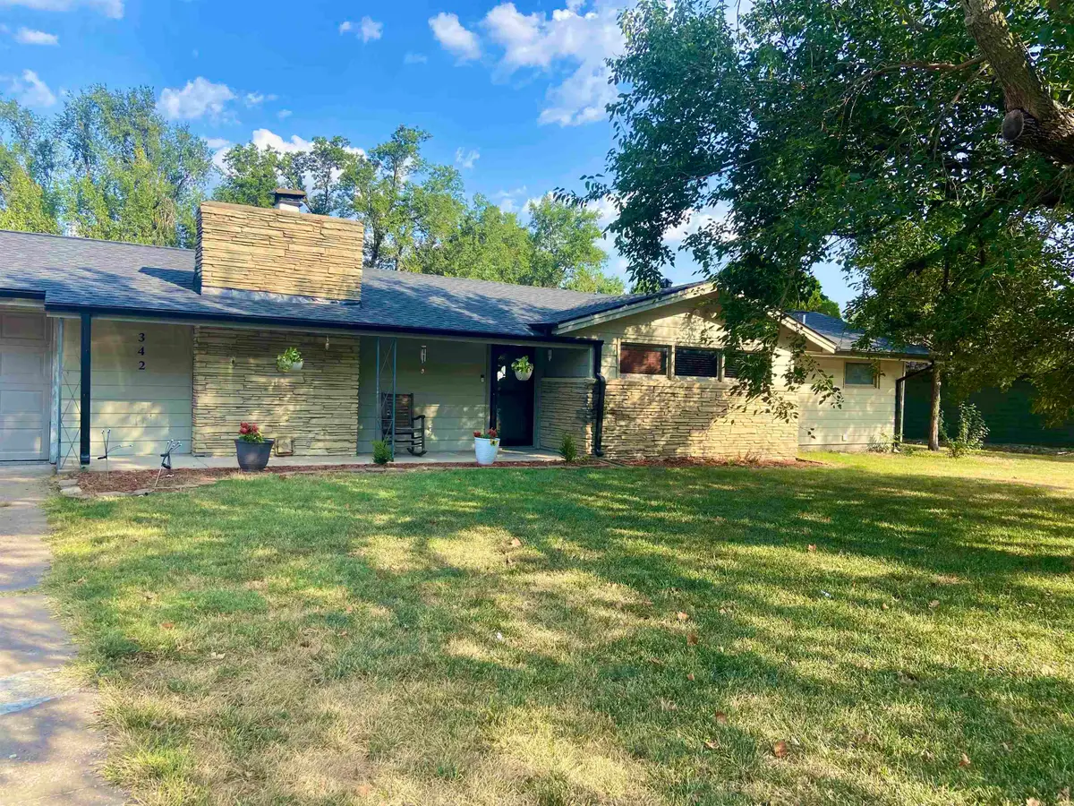 342 S Winterset Ln, Wichita, KS 67209 - #1