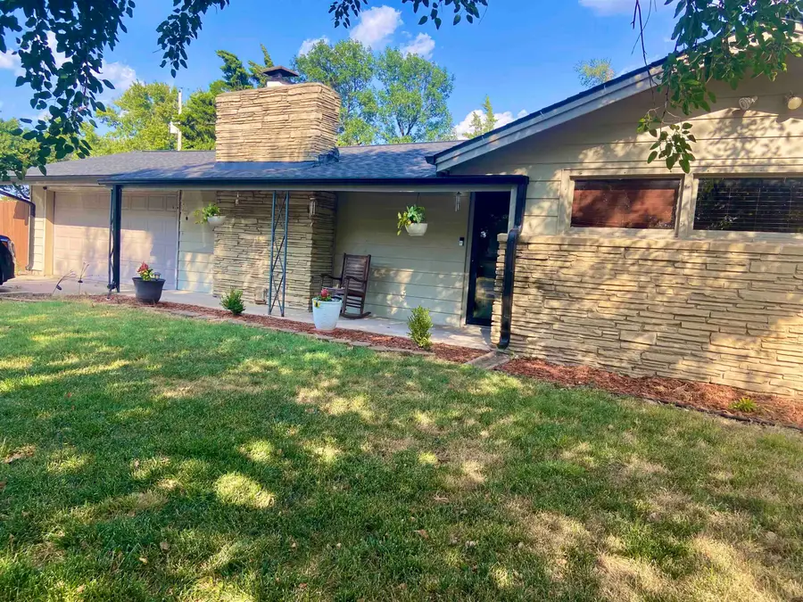 342 S Winterset Ln, Wichita, KS 67209 - #2