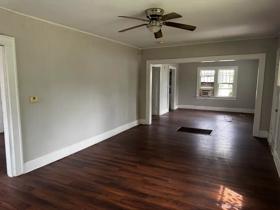 427 N Alleghany St, El Dorado, KS 67042 - #3