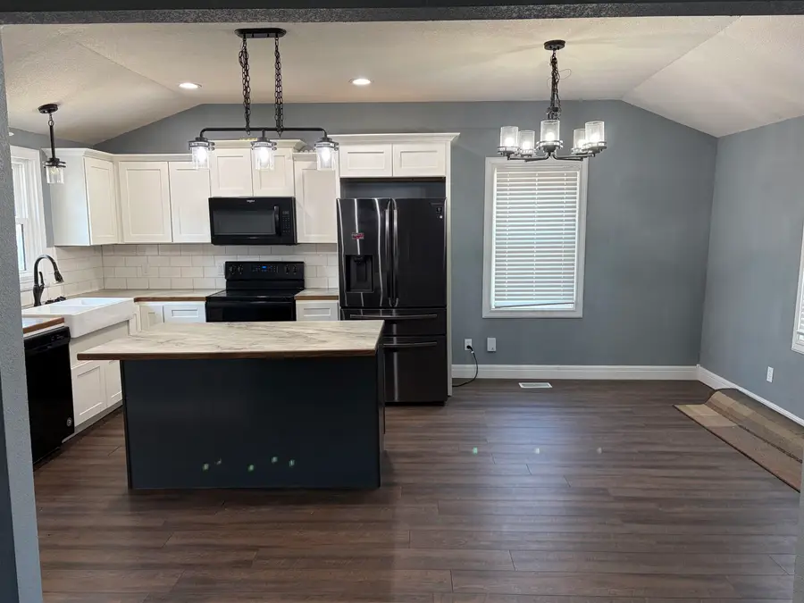 619 Alexander, Winfield, KS 67156 - #3