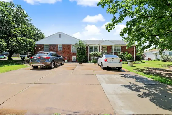 3421_3423 E Penley Dr, Wichita, KS 67218