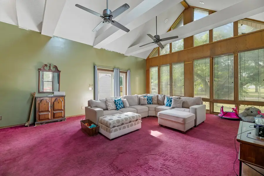 3310 N Charles Ave, Wichita, KS 67204 - #3