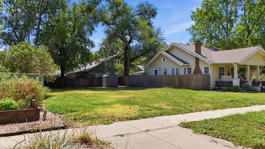 917 W Riverside, Wichita, KS 67203 - #2
