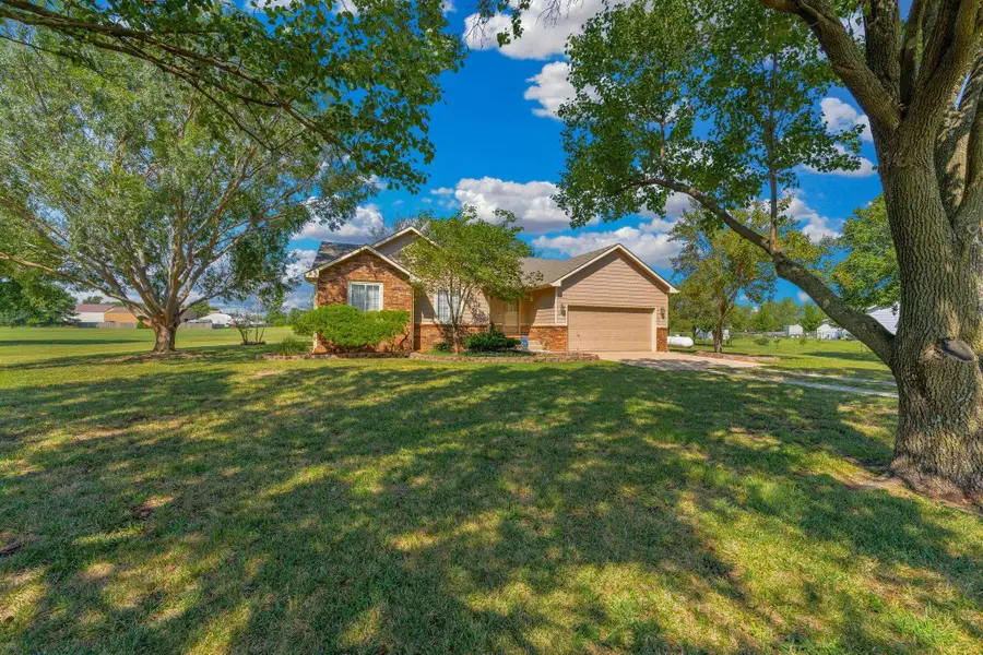 1411 N Fortner Rd, Peck, KS 67120 - #2