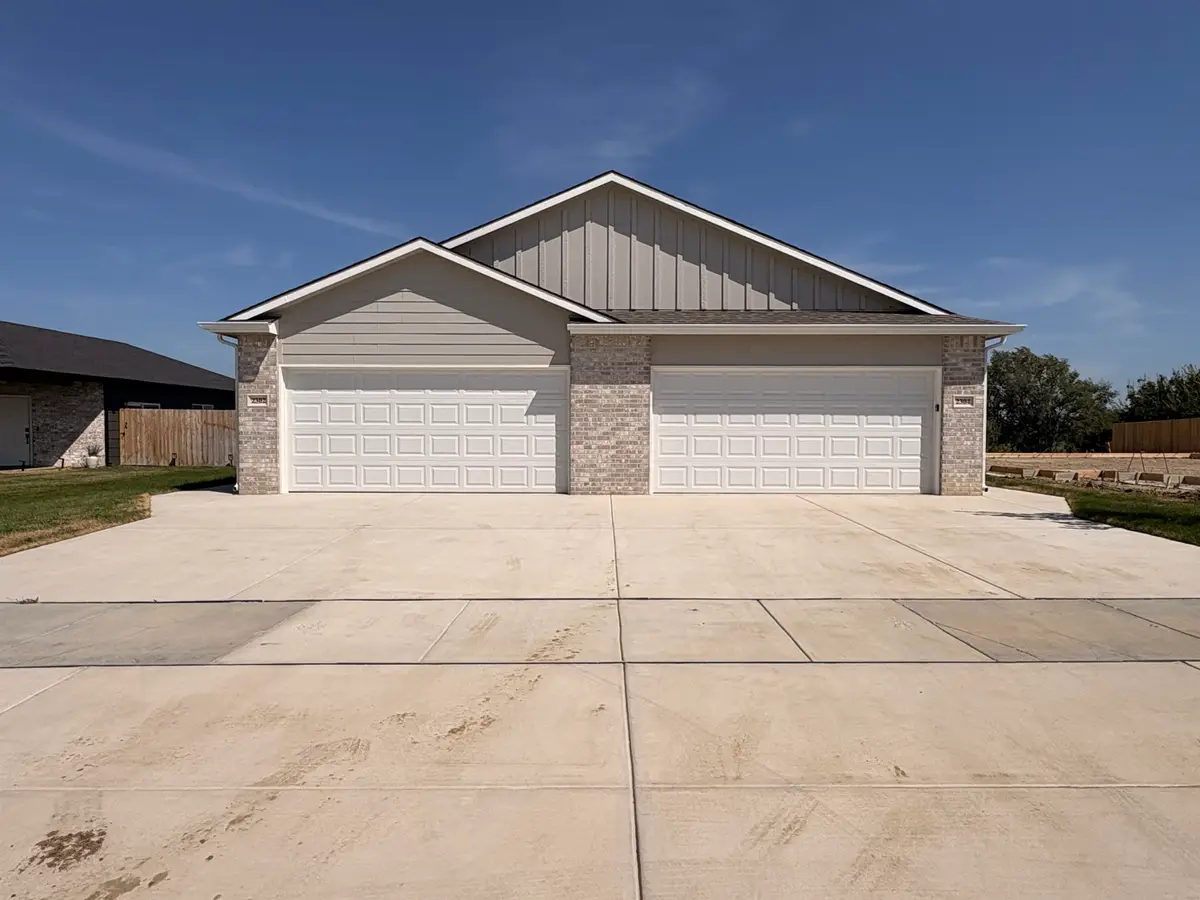 2314-2316 S Horseback St, Wichita, KS 67230 - #1