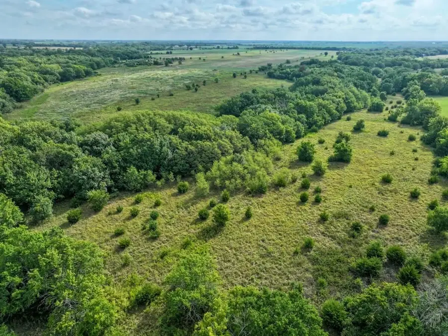 8547 SE 20th St, Rosalia, KS 67132 - #3