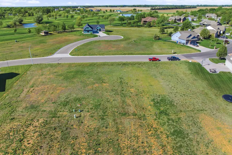328 W Cherry Oaks St, Cheney, KS 67025 - #2