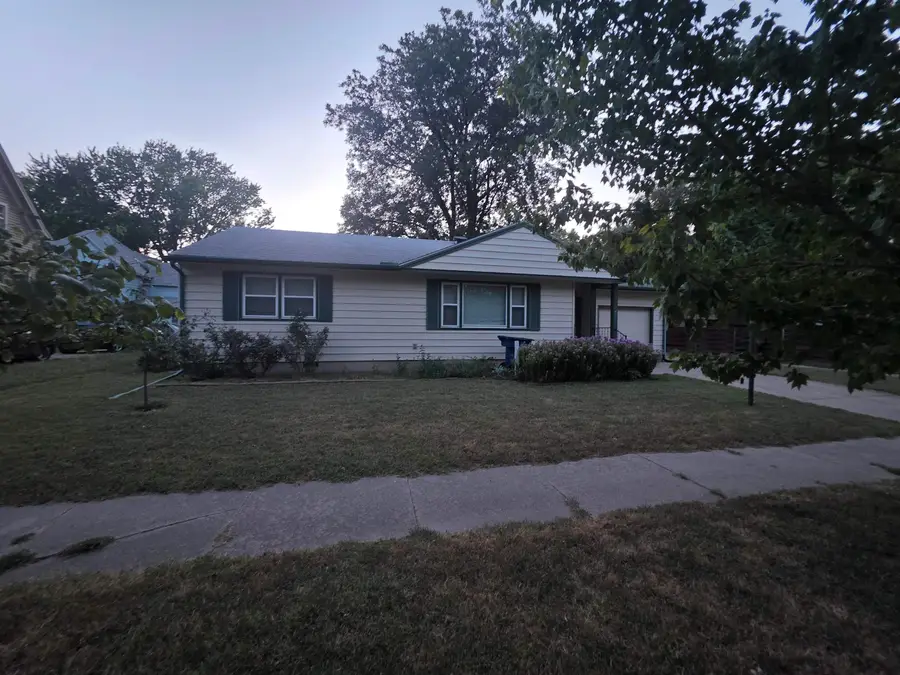 705 N Elm, Newton, KS 67114 - #2