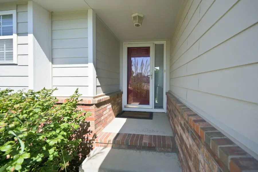 325 N Clay Circle, Wichita, KS 67206 - #3