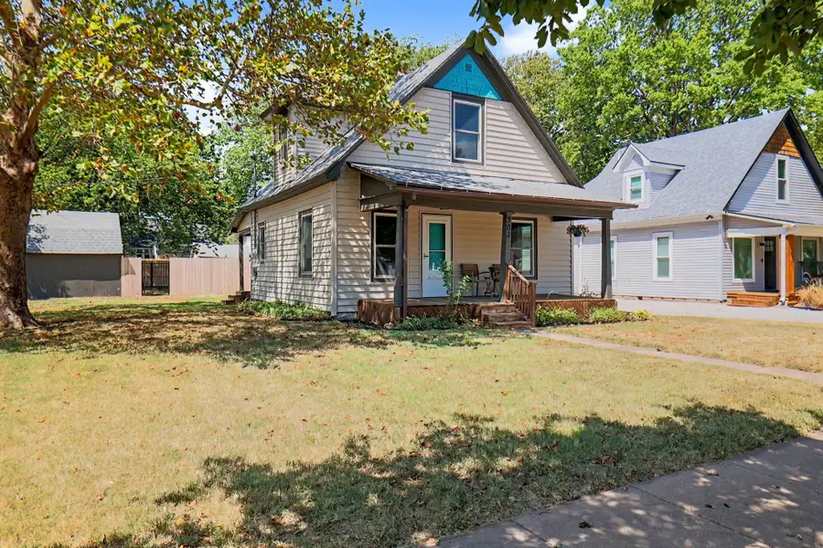 303 N Walnut, Wichita, KS 67203 - #2