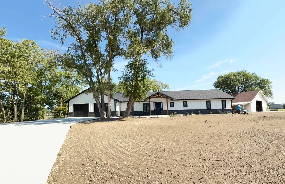 115 E 20th, Beloit, KS 67420 - #1