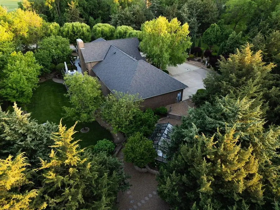 2457 Haven Dr., Abilene, KS 67410 - #3