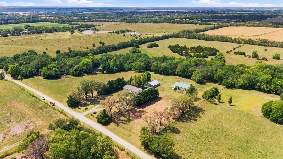 16139 SW Cherokee Rd, Douglass, KS 67039 - #2