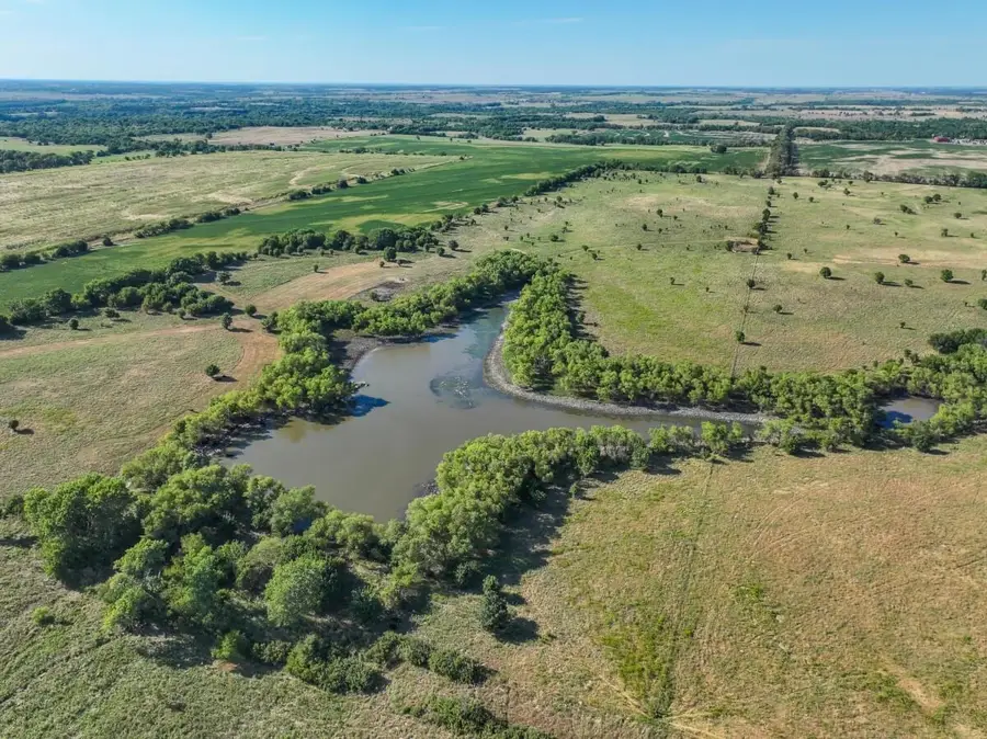 000 191st Rd, Winfield, KS 67156 - #3
