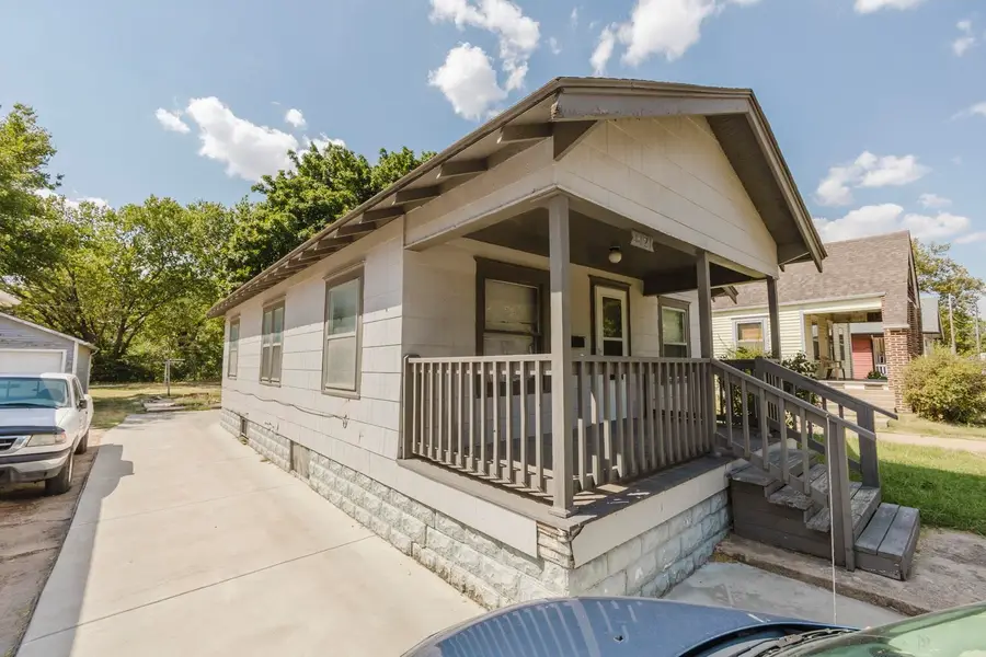 1421 S Hydraulic, Wichita, KS 67211 - #2