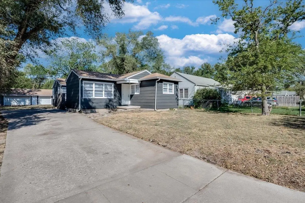 515 N Flora, Wichita, KS 67212 - #1