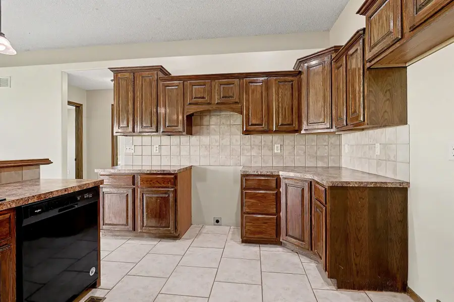 3412 N Ridge Port, Wichita, KS 67205 - #2
