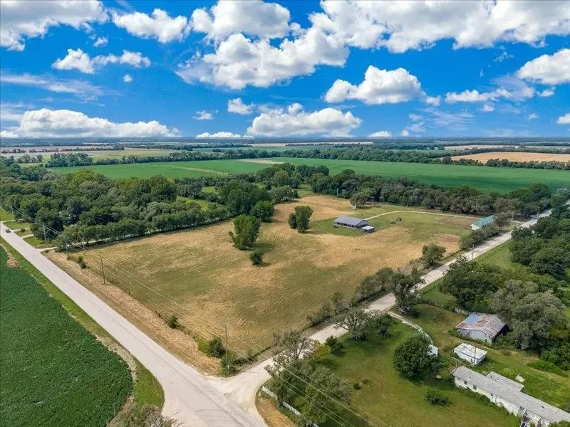 1183 E 120th, Belle Plaine, KS 67013 - #3