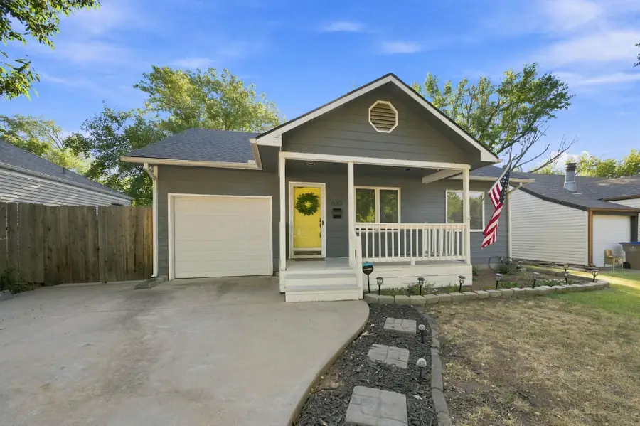 630 N Parkwood Ln, Wichita, KS 67208 - #3