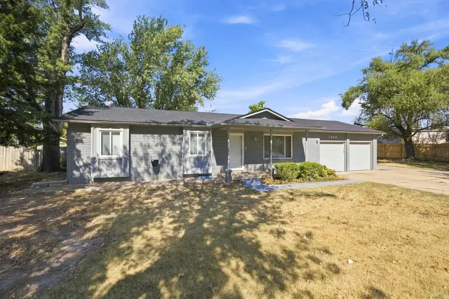1349 N Summitlawn St, Wichita, KS 67212 - #2