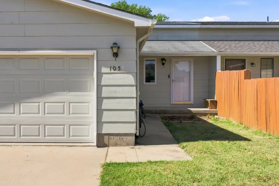 105 N Osage Rd, Derby, KS 67037 - #2