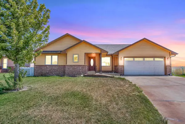 1436 Main St, Halstead, KS 67056